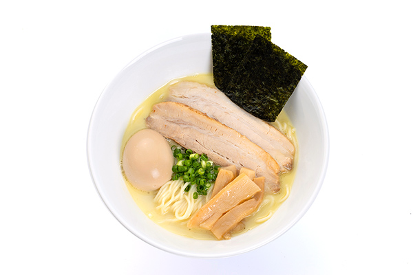 濃厚 鶏白湯らーめん(塩)