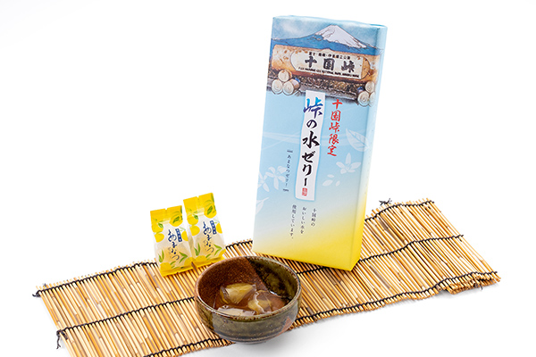 峠の水ゼリー